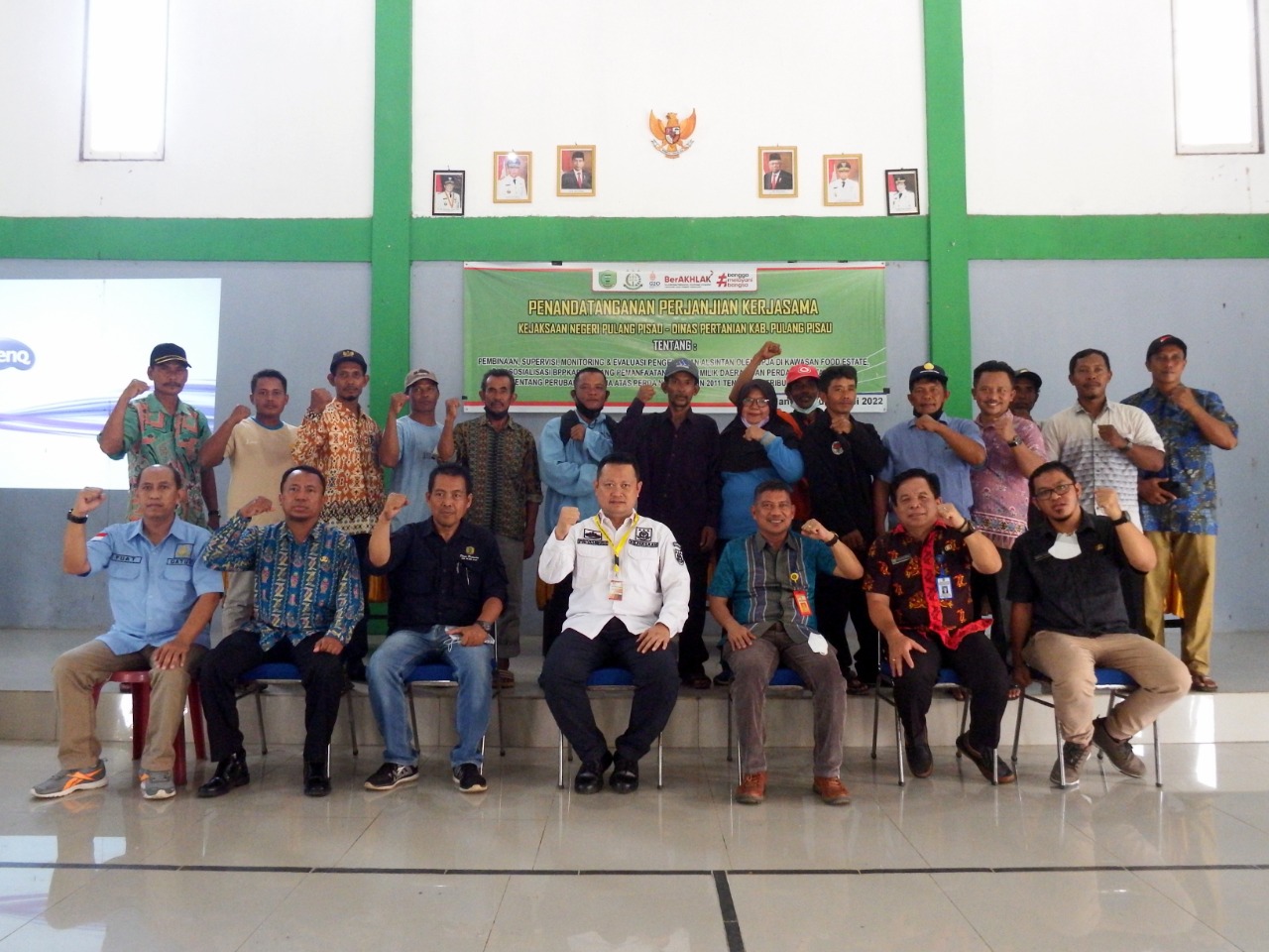 Kejaksaan Negeri Pulang Pisau Teken Kerja Sama Pengelolaan Alsintan dengan Dinas Pertanian Kabupaten Pulang Pisau