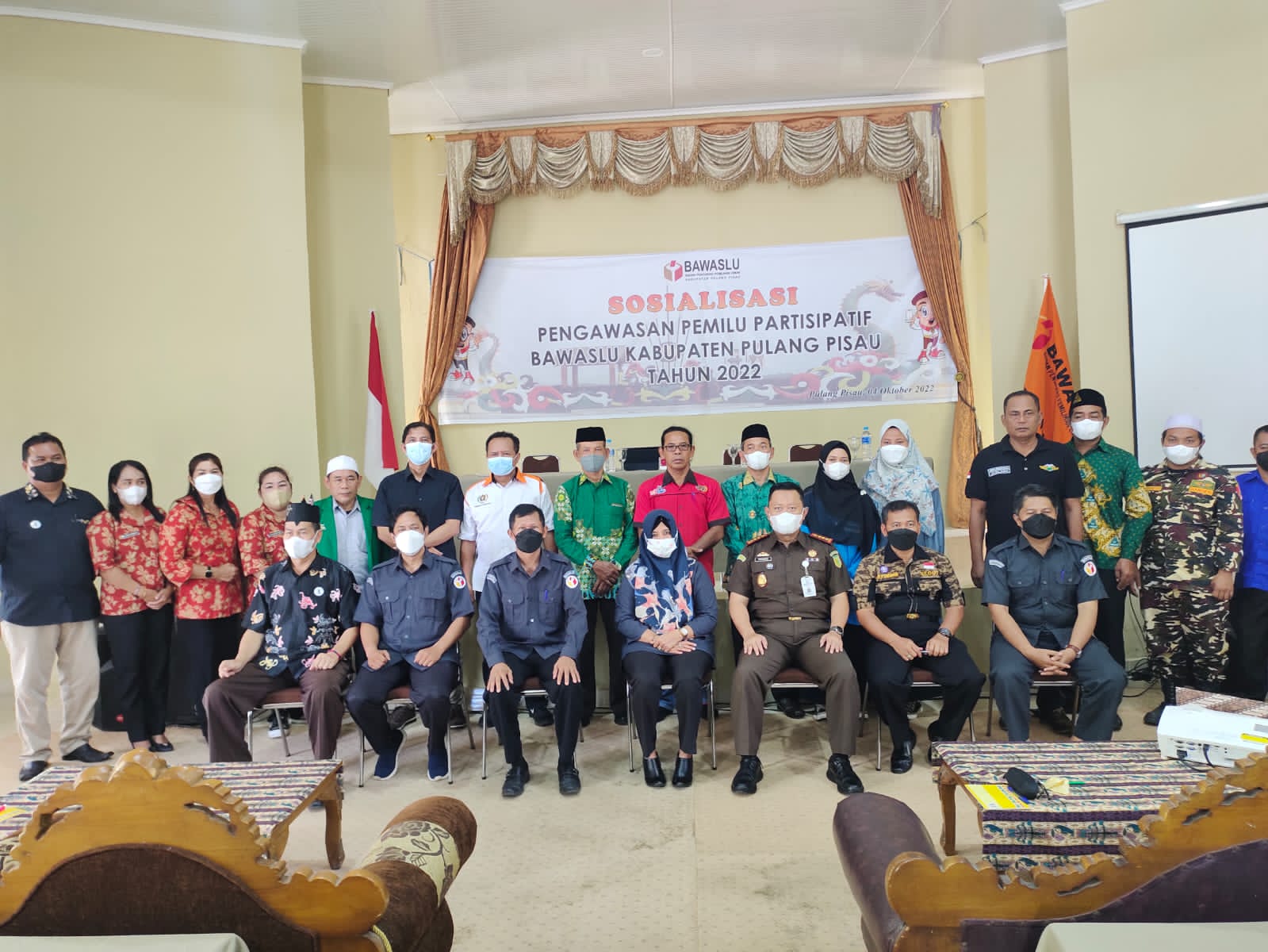 BERSAMA BAWASLU KEJARI PULPIS SOSIALISASIKAN PENGAWASAN PEMILU PARTISIPATIF