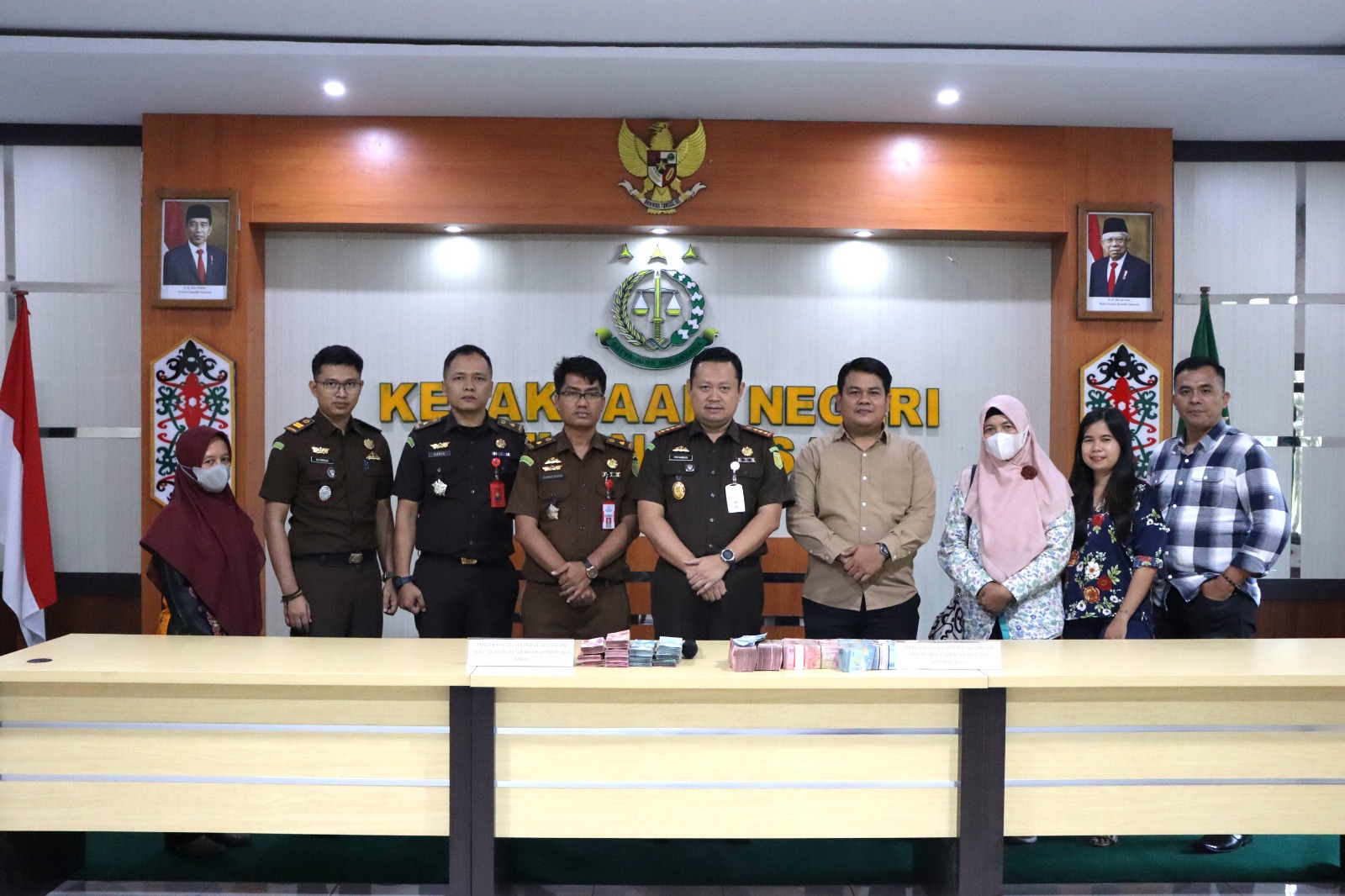 PIDSUS KEJARI PULPIS TERIMA UANG PENGGANTI   KERUGIAN KEUANGAN NEGARA