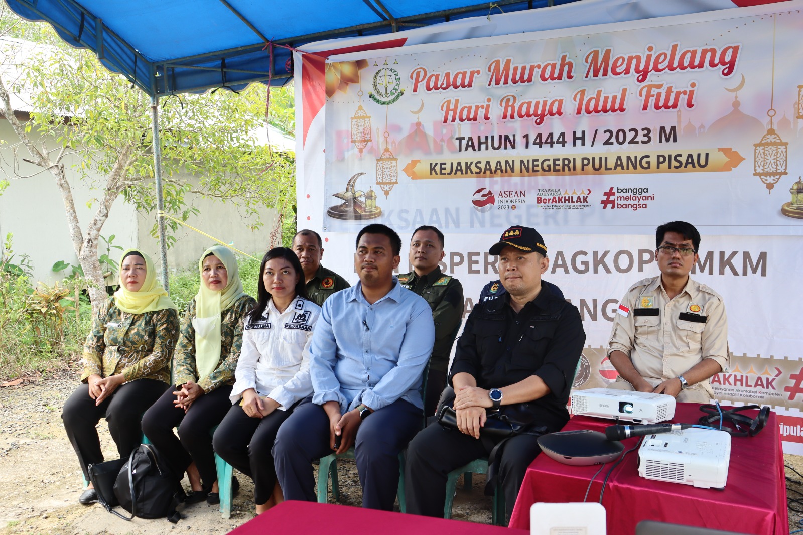 KEJARI PULPIS SUKSES GELAR PASAR MURAH DI KALAWA