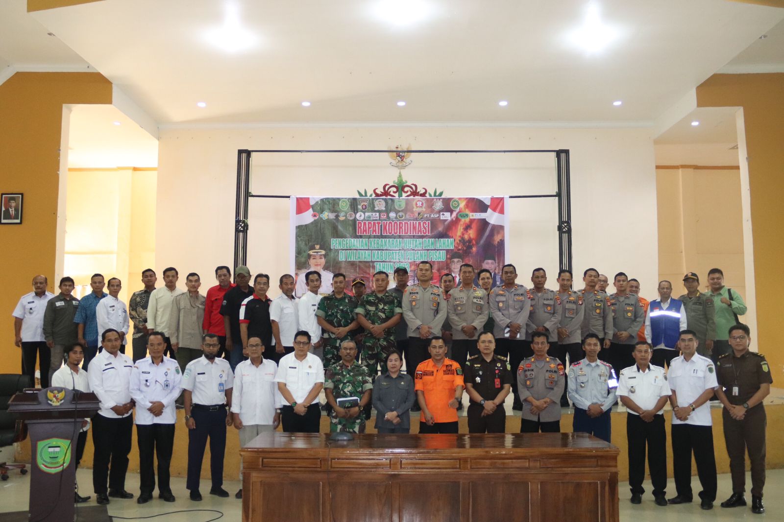 Kejari Pulang Pisau Hadiri RAKORDA Pengendalian Hutan dan Lahan 2023
