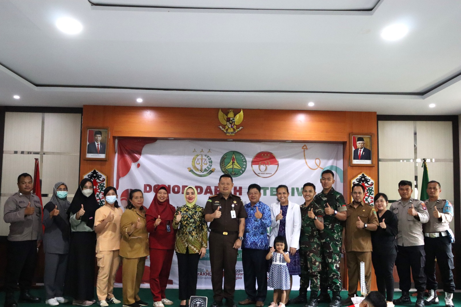 MOMENTUM HBA DAN HUT IAD KEJARI PULANG PISAU GELAR DONOR DARAH, TEST IVA DAN ANJANGSANA PURNAJA