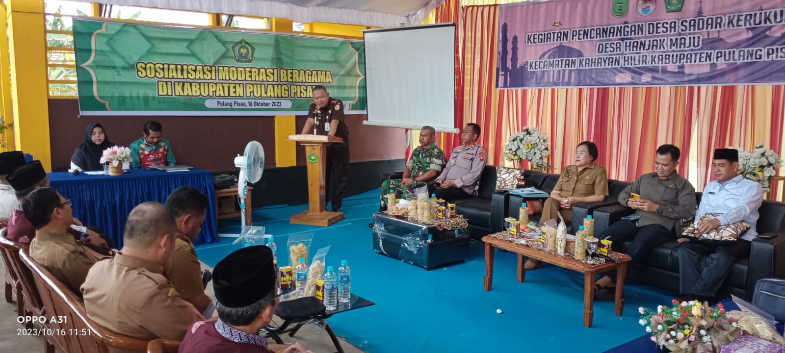 KAJARI PULANG PISAU BERSAMA FKPD DAN FKUB CANANGKAN  DESA HANJAK MAJU SEBAGAI DESA SADAR KERUKUNAN